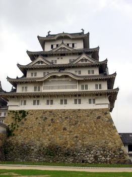 Pat VS Himeji-jo