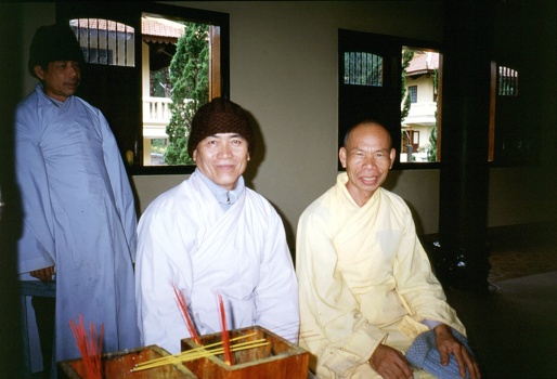 Dalat monks