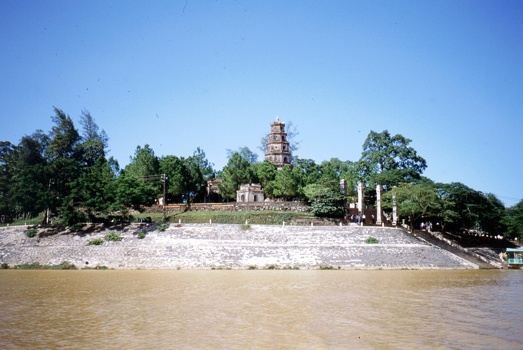 Thien Mu Pagoda
