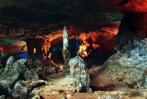 Sung Sot Cave