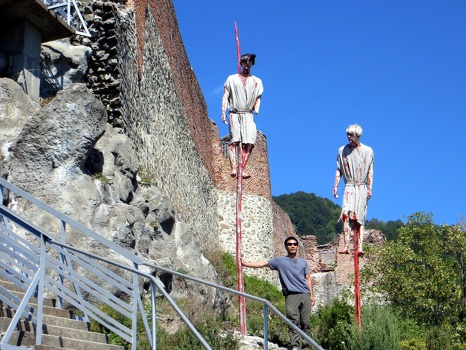 Impaled people