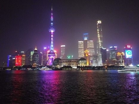 The Oriental Pearl TV Tower in Shanghai at night