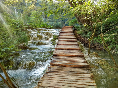 Find the way at Plitvice National Park