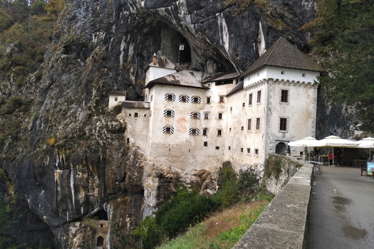 Predjama Castle