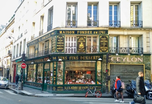 À la Mère de Famille