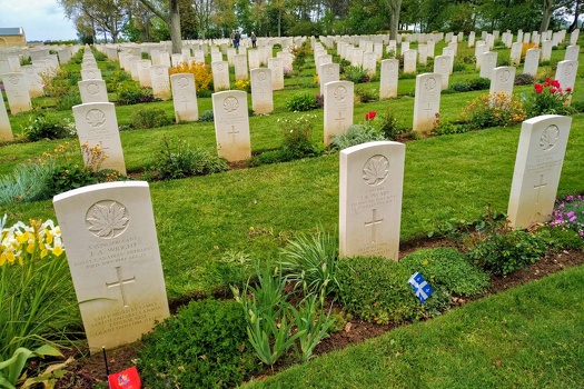 BÉNY-SUR-MER CANADIAN WAR CEMETERY