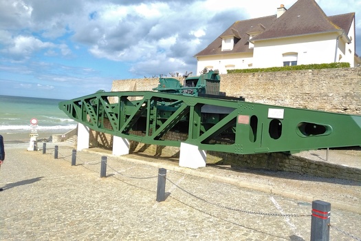 Pontoon bridge at Arromanches-les-Bains