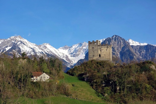Wartau Castle