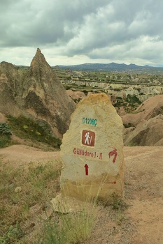 Rose Valley trail marker