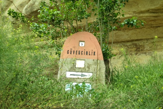 Trail marker in Güvercinlik (Pigeon) Valley