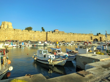 Kolona Harbour