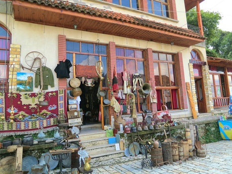 Kruja shops