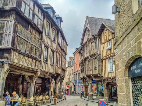 Dinan