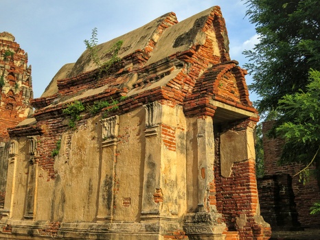 Wat Ratchaburana