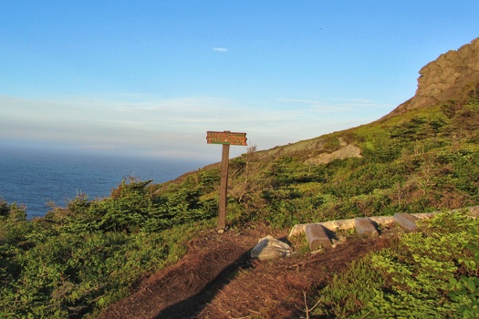 Red Cliff and Torbay Point track sign